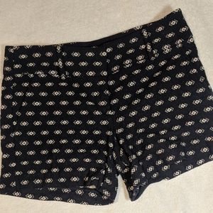 ANN TAYLOR SHORTS